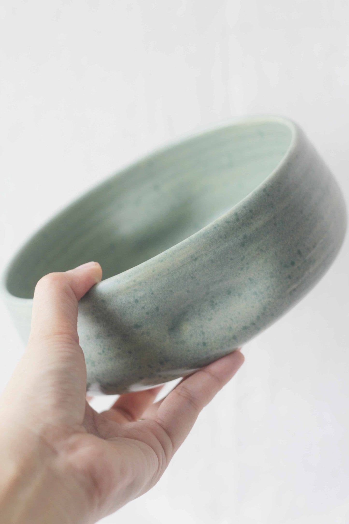 Dimple Bowl L (PISTACHIO)